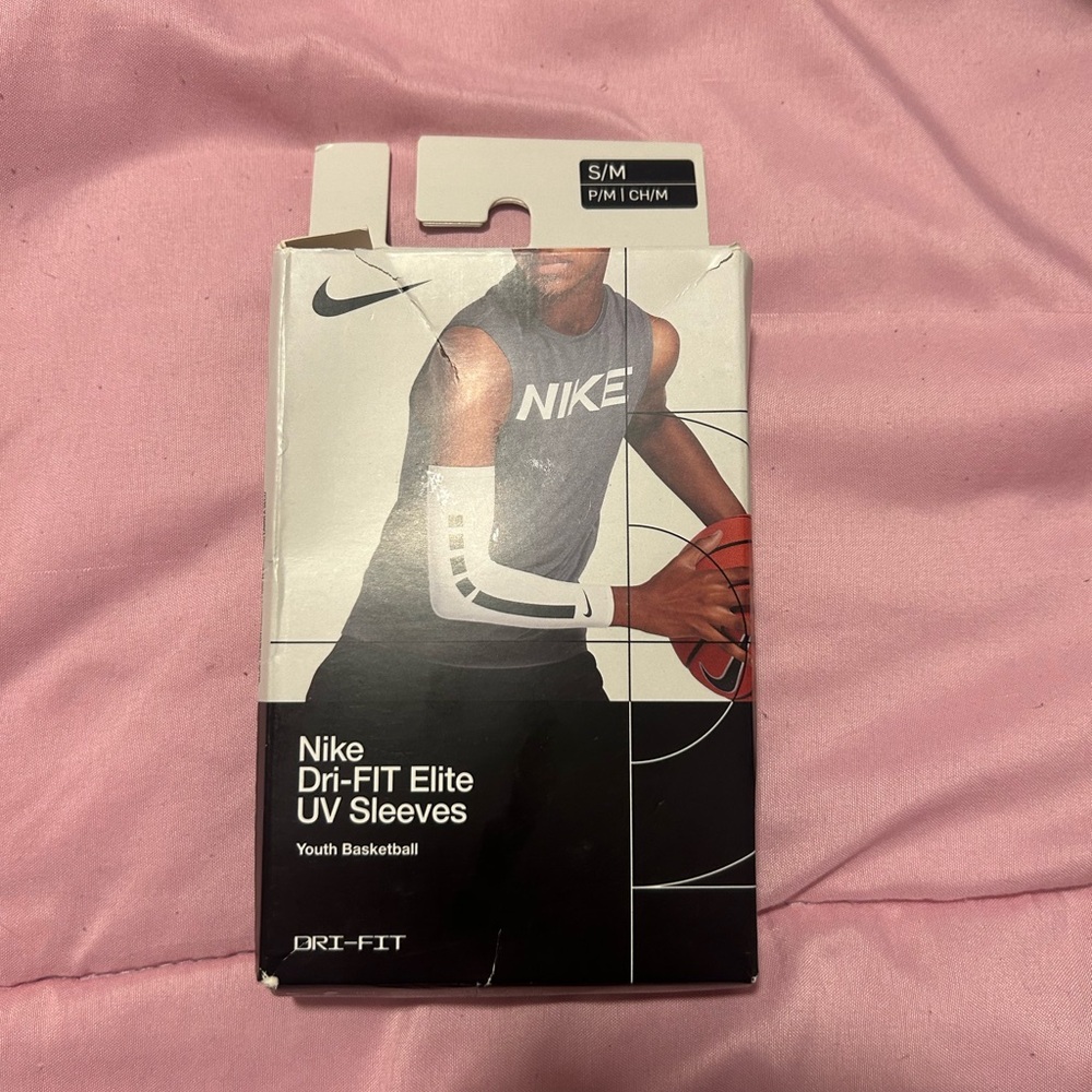 🚫SOLD🚫 nike athletic arm sleeves